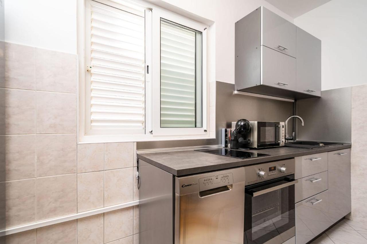 Apartman Knego With Parking ดูบรอฟนิก ภายนอก รูปภาพ