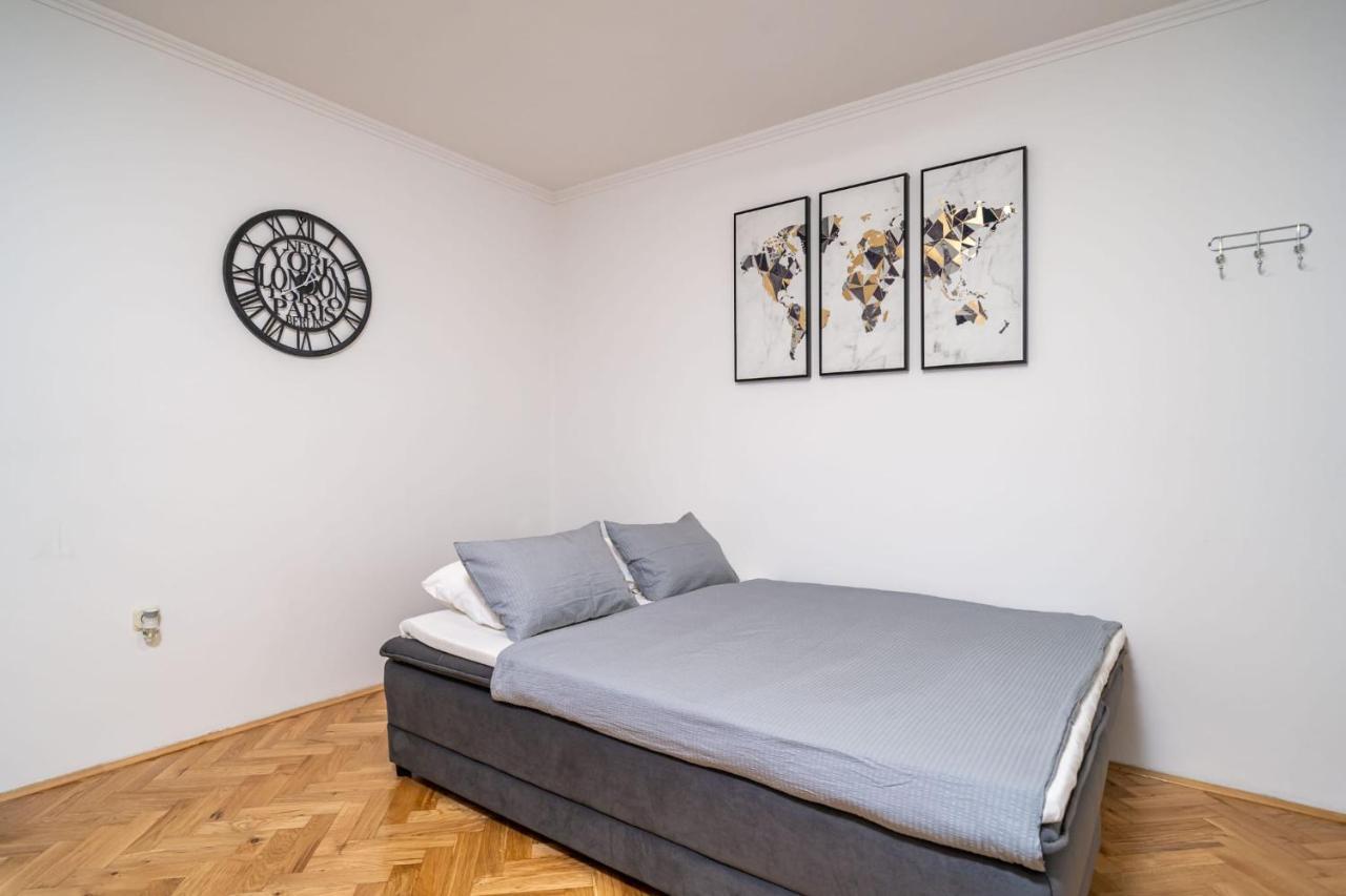 Apartman Knego With Parking ดูบรอฟนิก ภายนอก รูปภาพ