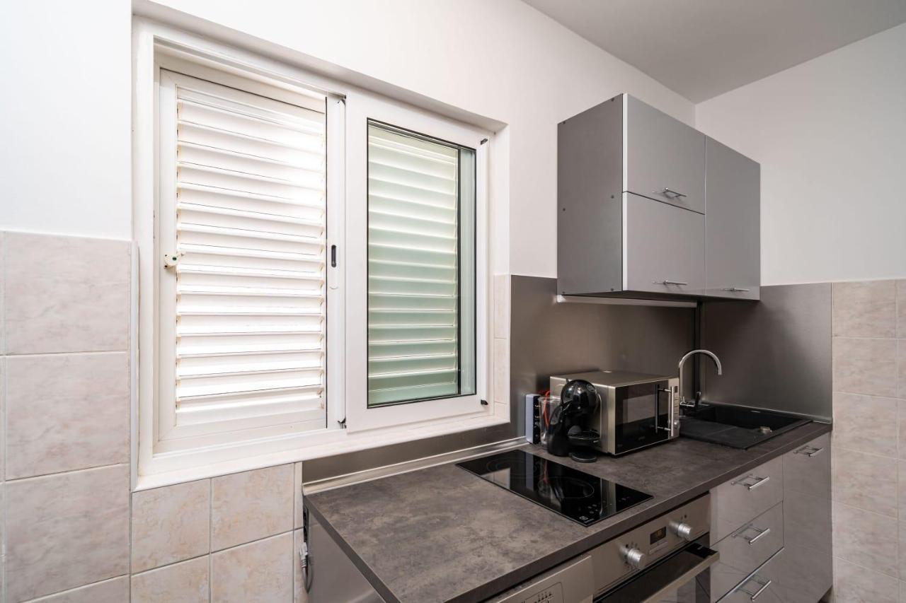 Apartman Knego With Parking ดูบรอฟนิก ภายนอก รูปภาพ