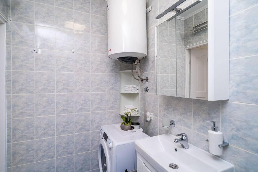 Apartman Knego With Parking ดูบรอฟนิก ภายนอก รูปภาพ